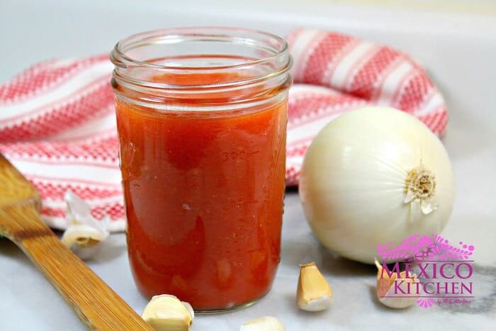 Salsa de tomate básica, acompáñala con tu comida favorita